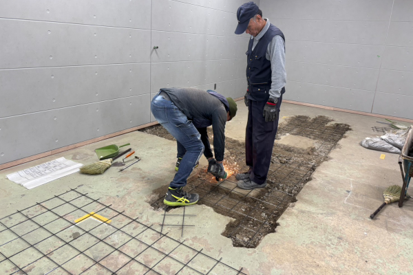 内装(床)の解体工事